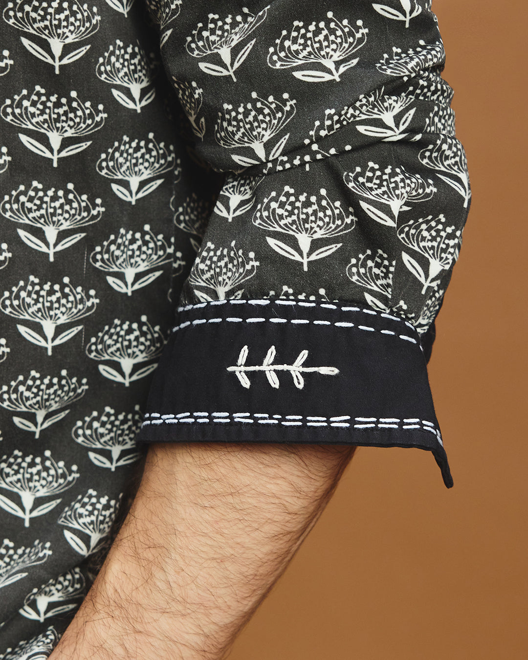 Roshni Botanical Shirt - Black